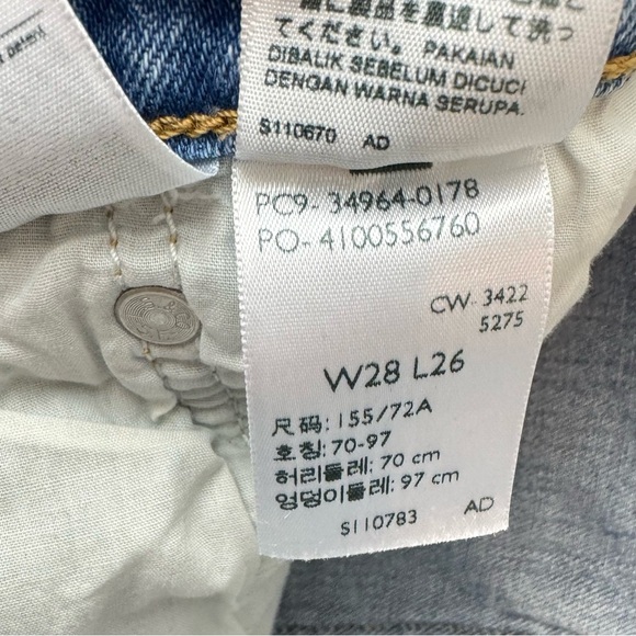 Levi’s Premium Wedgie Fit Straight High Rise Women's Jeans Medium Wash Size 28 - Picture 11 of 12